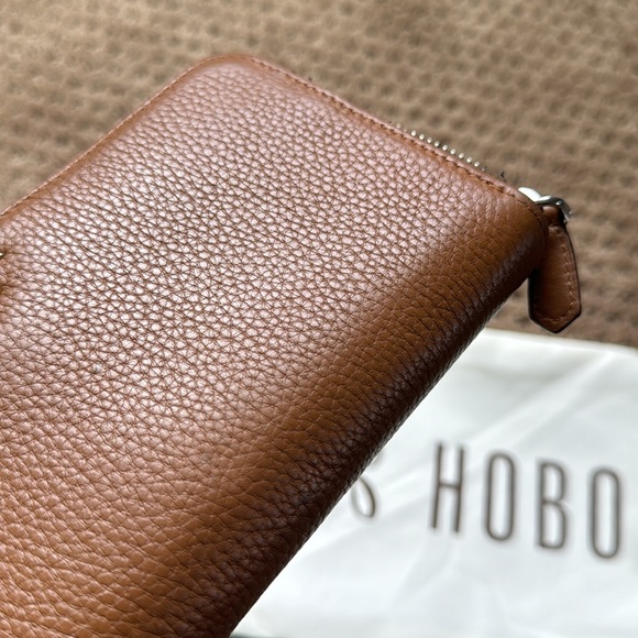 Prada Brown Leather Large Wallet! 🤎 💳 - Picture 2 of 11